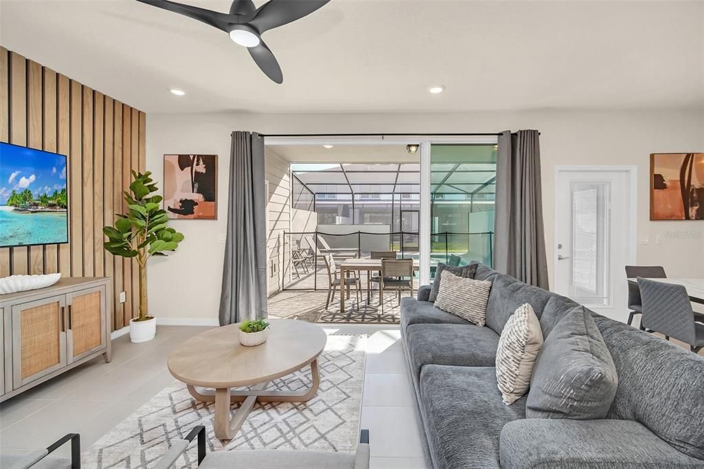 For Sale: $499,000 (5 beds, 4 baths, 2293 Square Feet)