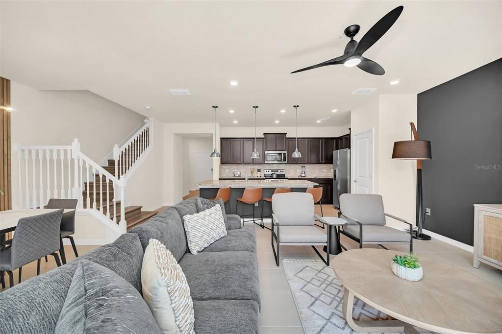 For Sale: $499,000 (5 beds, 4 baths, 2293 Square Feet)