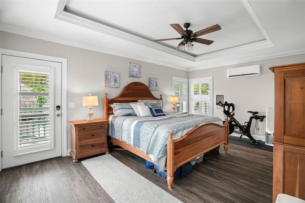 For Sale: $1,650,000 (4 beds, 3 baths, 2212 Square Feet)