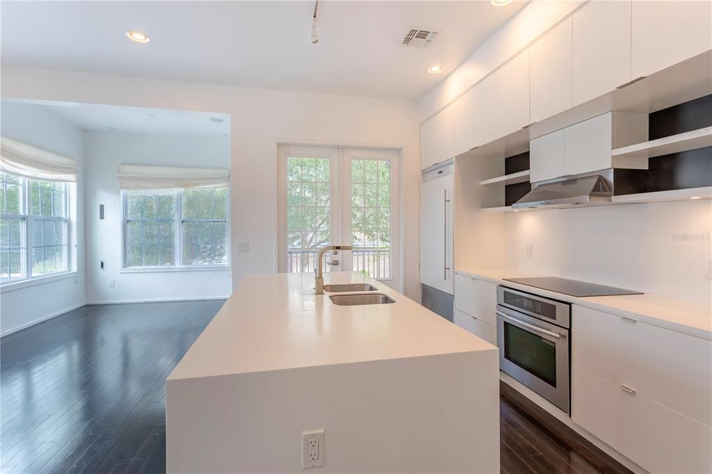 For Sale: $450,000 (4 beds, 3 baths, 2282 Square Feet)