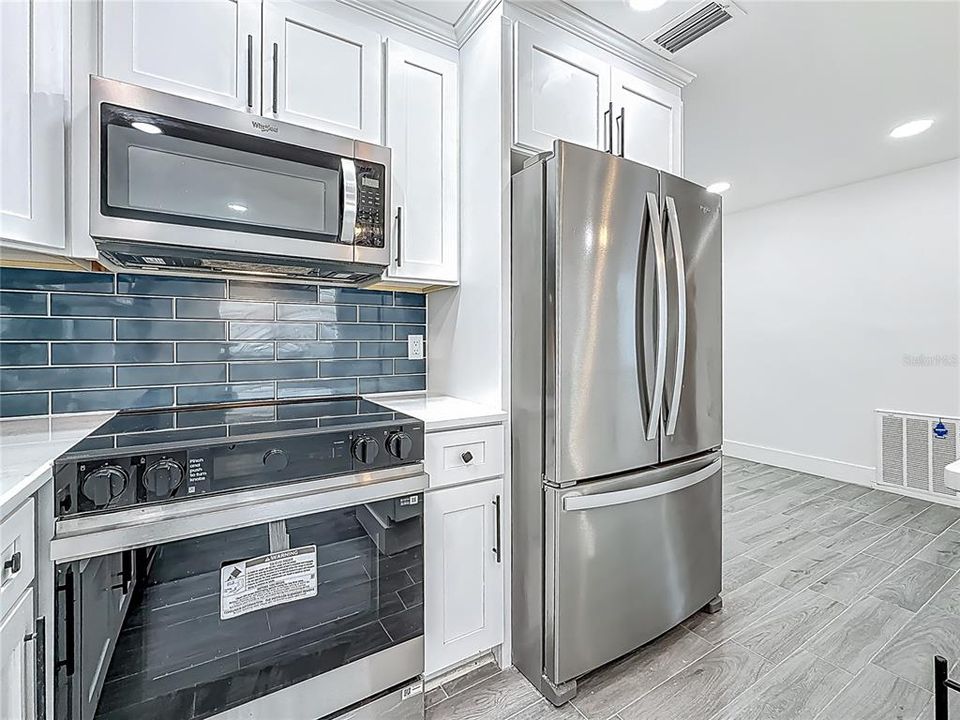 В аренду: $3,100 (3 спален, 2 ванн, 1320 Квадратных фут)