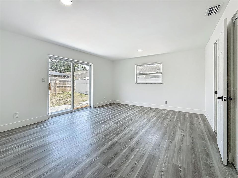 В аренду: $3,100 (3 спален, 2 ванн, 1320 Квадратных фут)