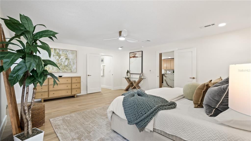 En Venta: $2,349,990 (5 camas, 5 baños, 4717 Pies cuadrados)