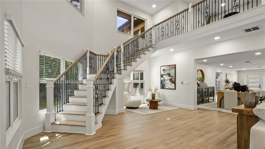 En Venta: $2,349,990 (5 camas, 5 baños, 4717 Pies cuadrados)