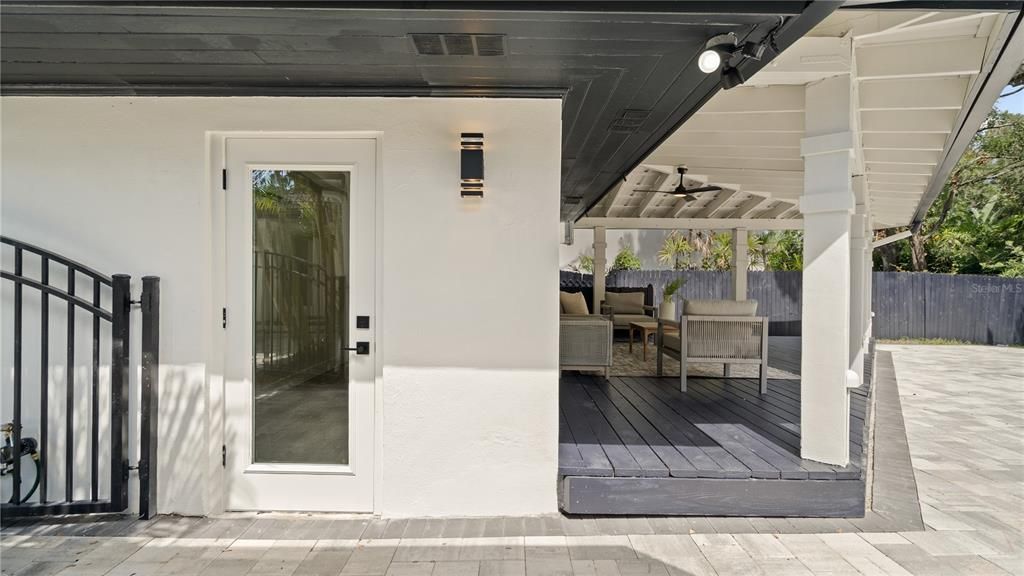 En Venta: $2,349,990 (5 camas, 5 baños, 4717 Pies cuadrados)