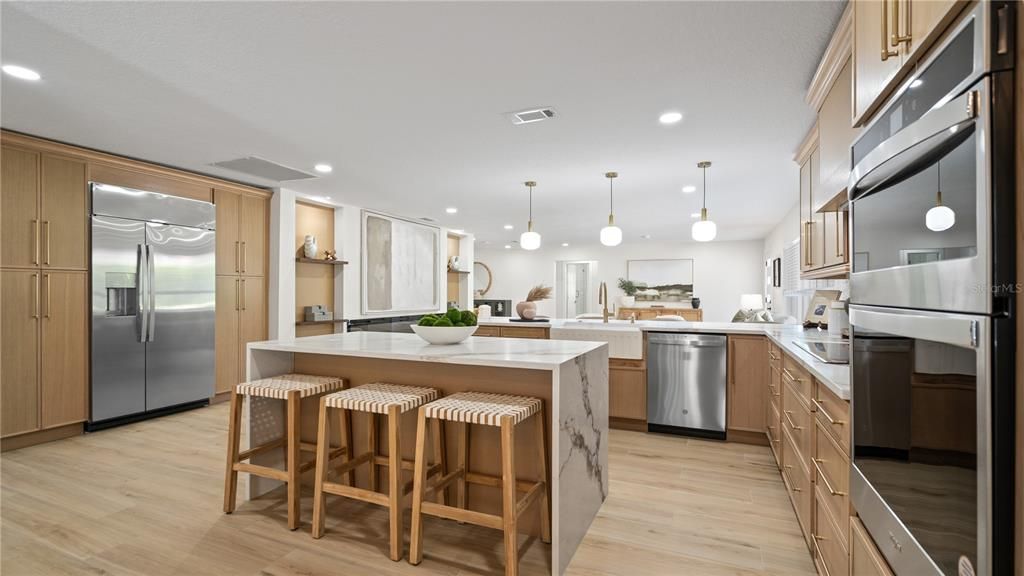 En Venta: $2,349,990 (5 camas, 5 baños, 4717 Pies cuadrados)