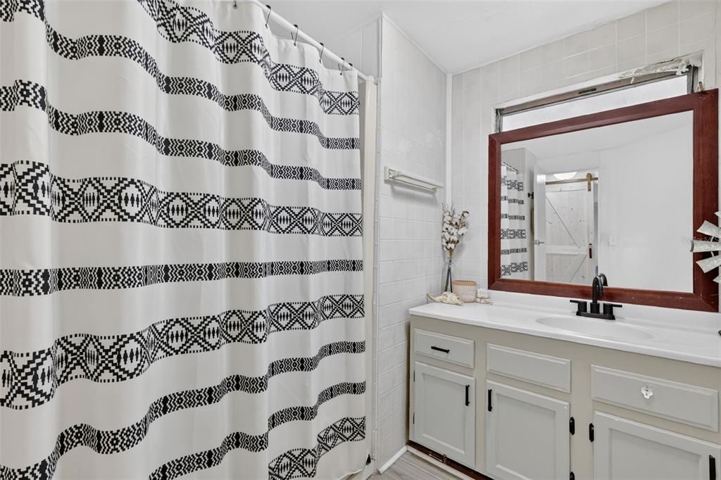 For Sale: $339,000 (3 beds, 2 baths, 1568 Square Feet)