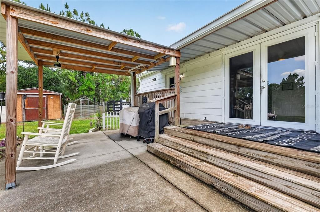 For Sale: $339,000 (3 beds, 2 baths, 1568 Square Feet)