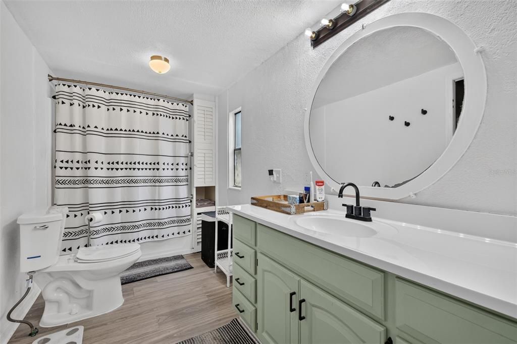 For Sale: $339,000 (3 beds, 2 baths, 1568 Square Feet)