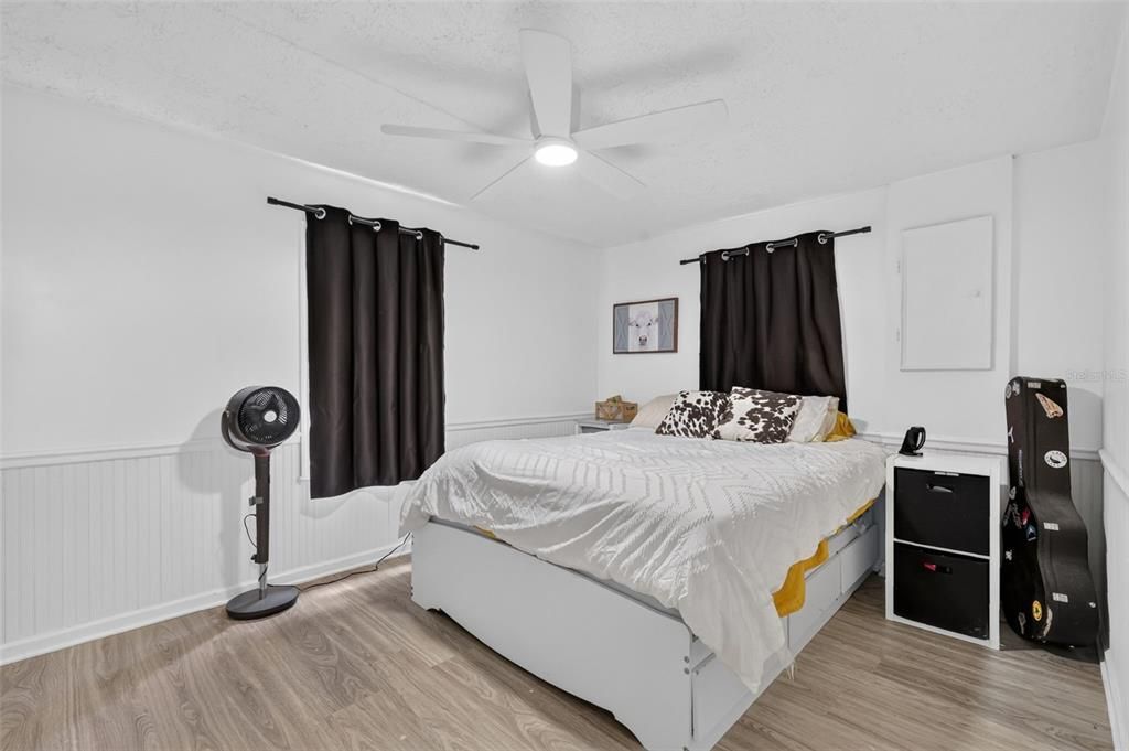 For Sale: $339,000 (3 beds, 2 baths, 1568 Square Feet)