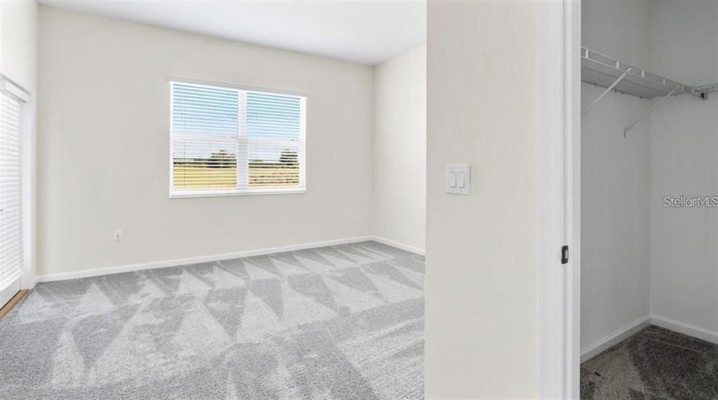 For Sale: $285,000 (2 beds, 2 baths, 1388 Square Feet)