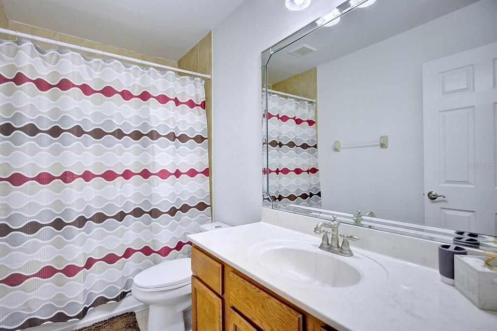 For Sale: $279,000 (3 beds, 2 baths, 1924 Square Feet)