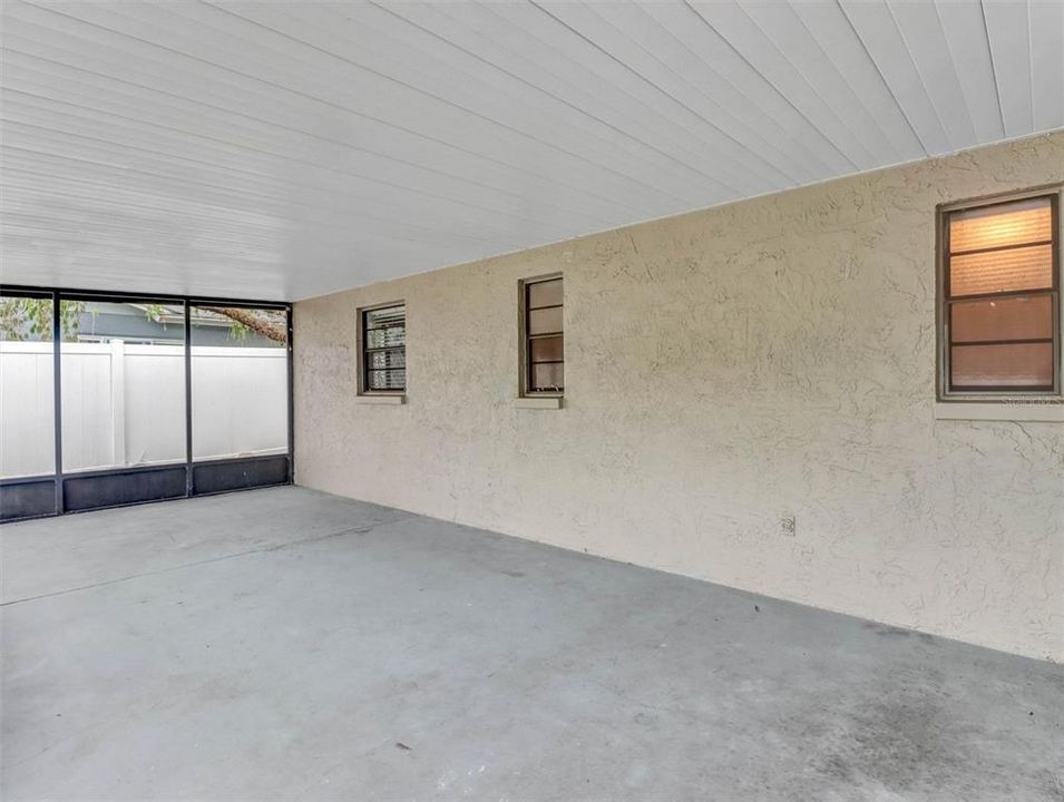 For Sale: $475,000 (3 beds, 2 baths, 1691 Square Feet)