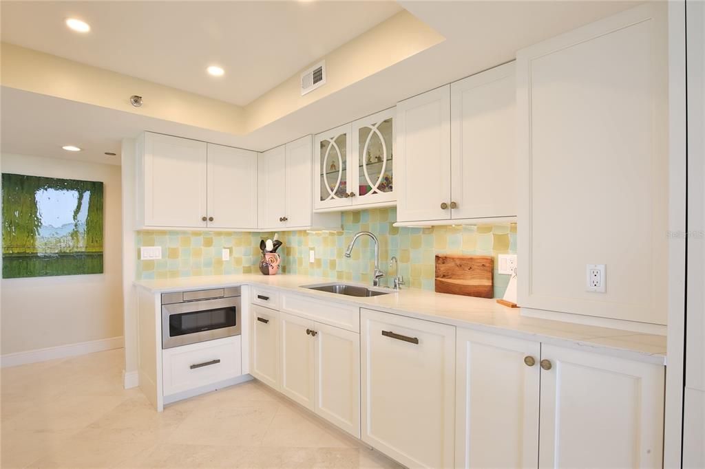 For Rent: $11,000 (2 beds, 2 baths, 1602 Square Feet)