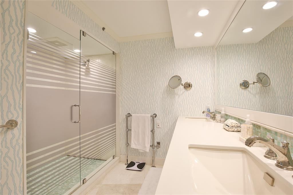 For Rent: $11,000 (2 beds, 2 baths, 1602 Square Feet)