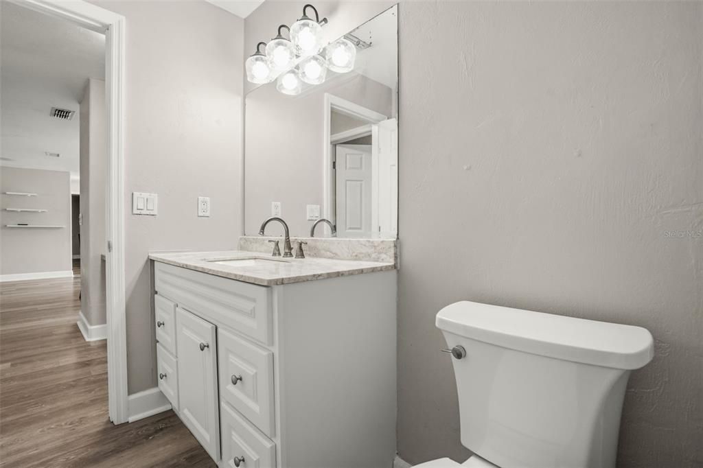 : $325,000 (3 спален, 2 ванн, 1360 Квадратных фут)