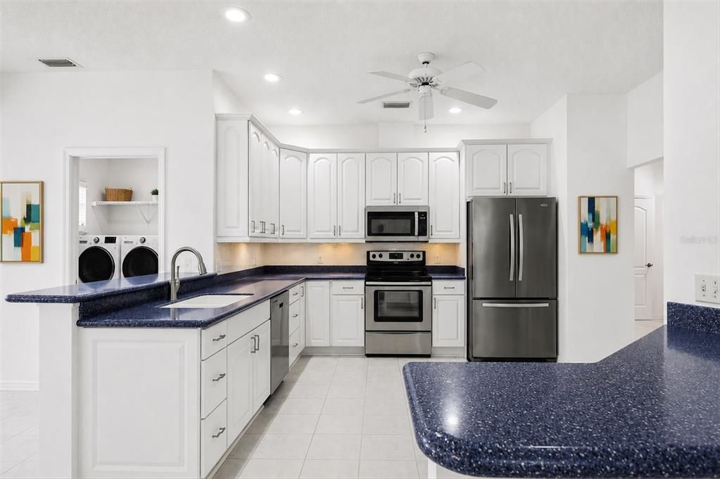 En Venta: $469,000 (3 camas, 2 baños, 1813 Pies cuadrados)