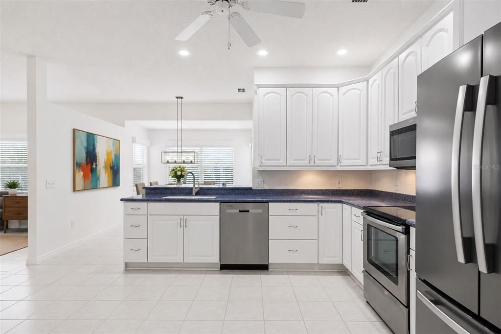 En Venta: $469,000 (3 camas, 2 baños, 1813 Pies cuadrados)