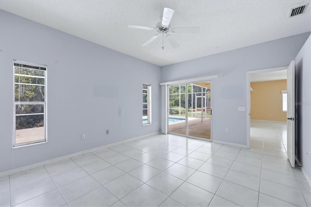 En Venta: $469,000 (3 camas, 2 baños, 1813 Pies cuadrados)