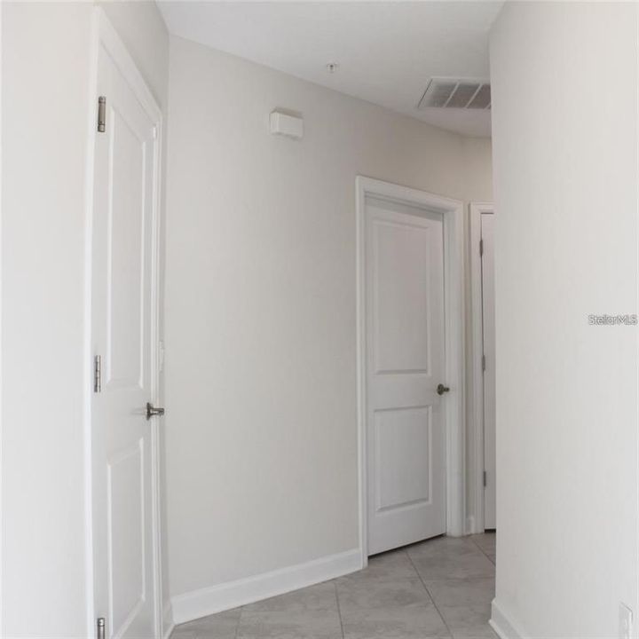En Venta: $285,000 (2 camas, 2 baños, 1388 Pies cuadrados)