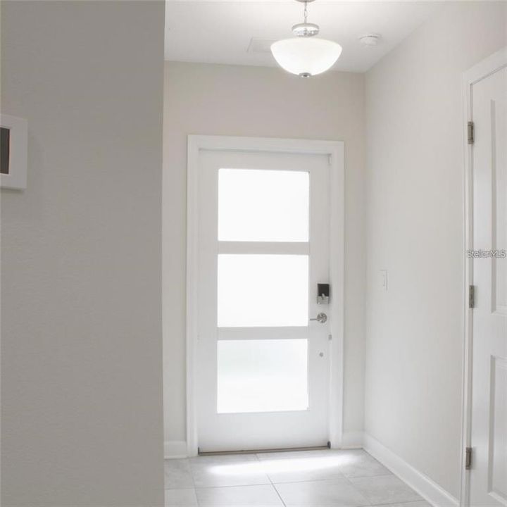 En Venta: $285,000 (2 camas, 2 baños, 1388 Pies cuadrados)