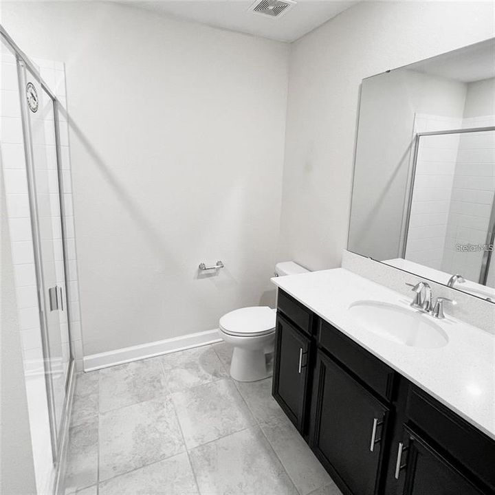 En Venta: $285,000 (2 camas, 2 baños, 1388 Pies cuadrados)