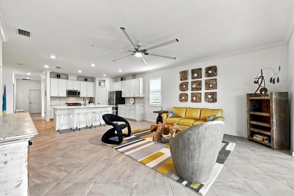 For Rent: $3,500 (2 beds, 2 baths, 1965 Square Feet)