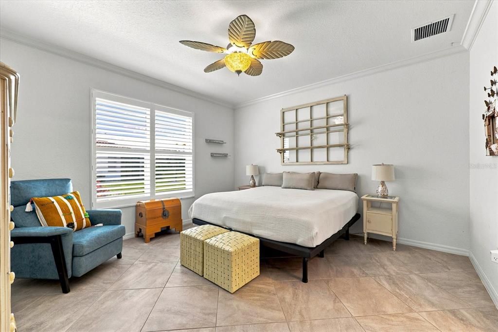 For Rent: $3,500 (2 beds, 2 baths, 1965 Square Feet)