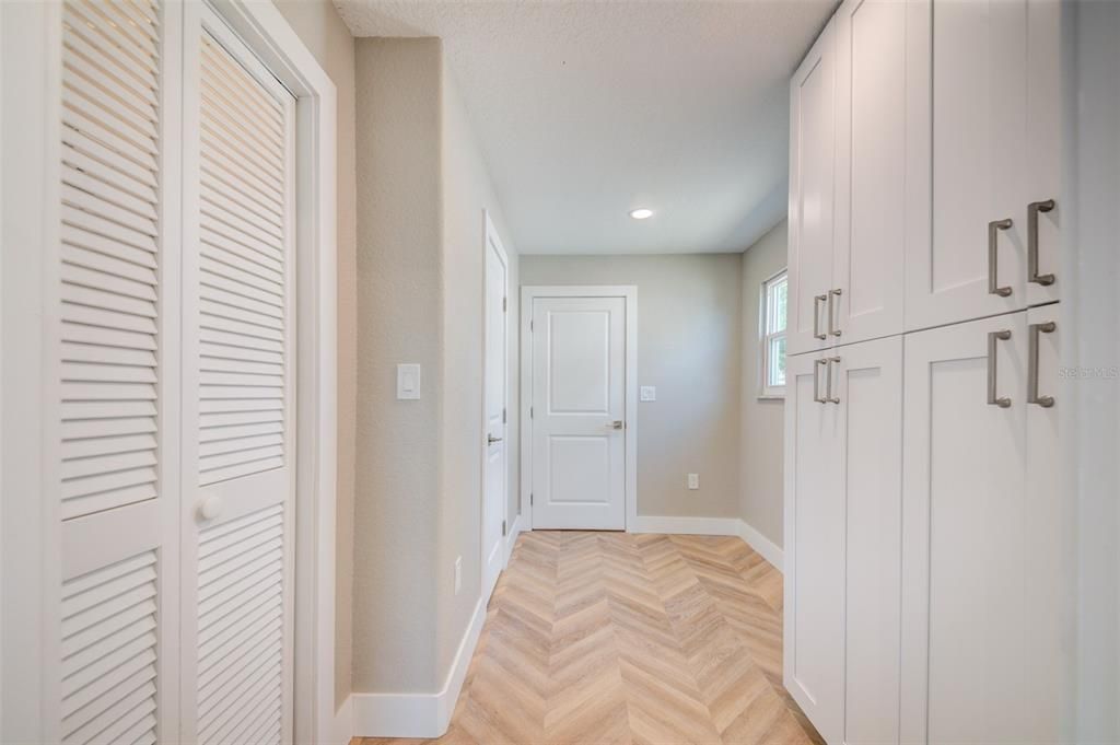 En Venta: $349,000 (2 camas, 2 baños, 875 Pies cuadrados)