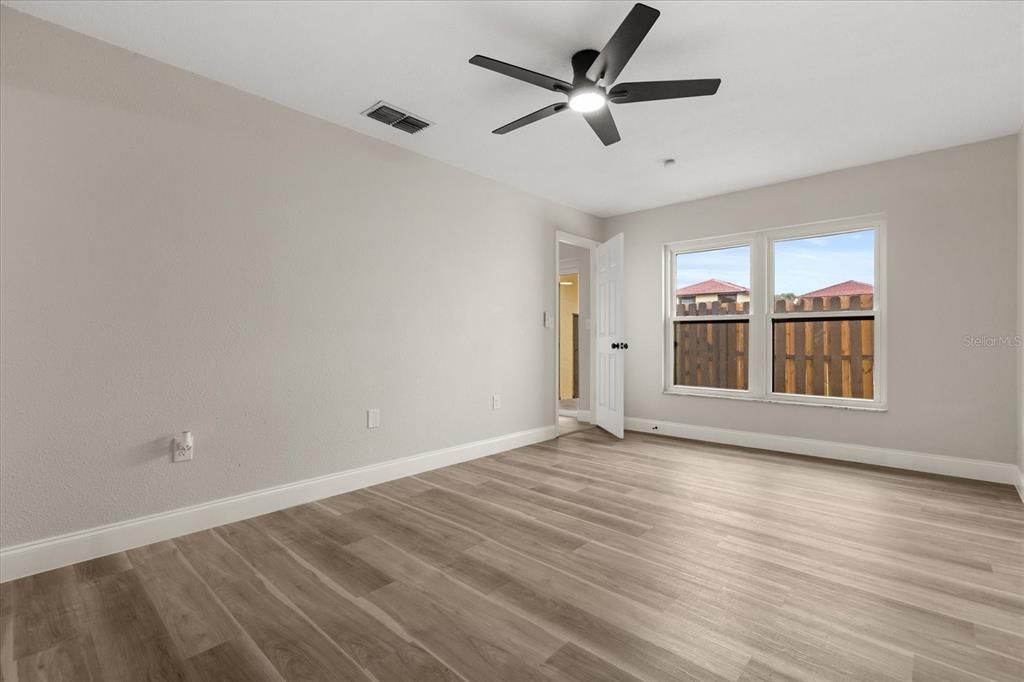 В аренду: $1,450 (2 спален, 2 ванн, 1038 Квадратных фут)
