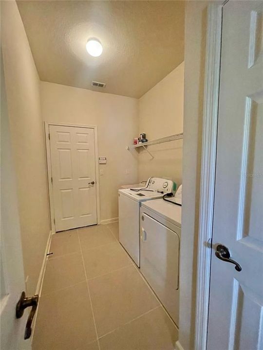 В аренду: $2,900 (4 спален, 2 ванн, 2600 Квадратных фут)