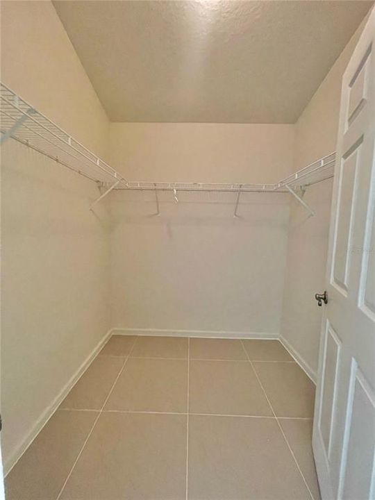 В аренду: $2,900 (4 спален, 2 ванн, 2600 Квадратных фут)