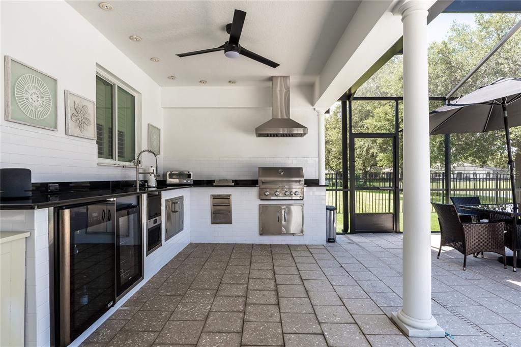 En Venta: $1,150,000 (5 camas, 4 baños, 3292 Pies cuadrados)