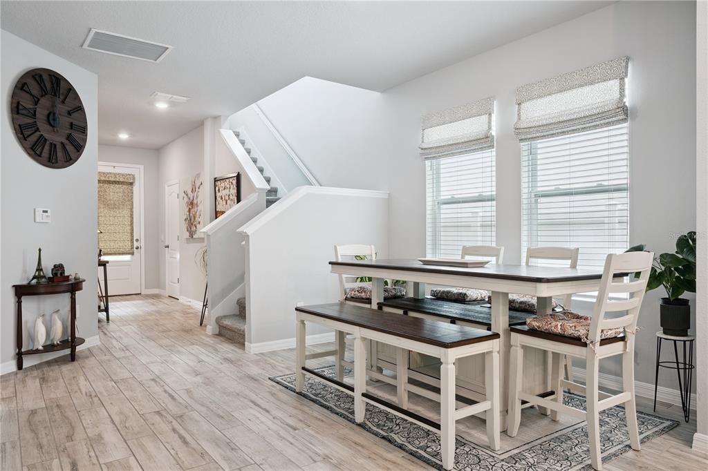 For Sale: $499,000 (5 beds, 3 baths, 2349 Square Feet)