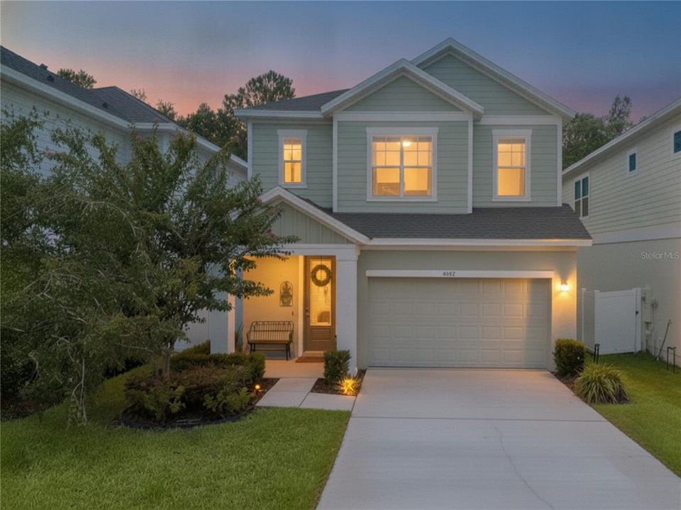 For Sale: $499,000 (5 beds, 3 baths, 2349 Square Feet)