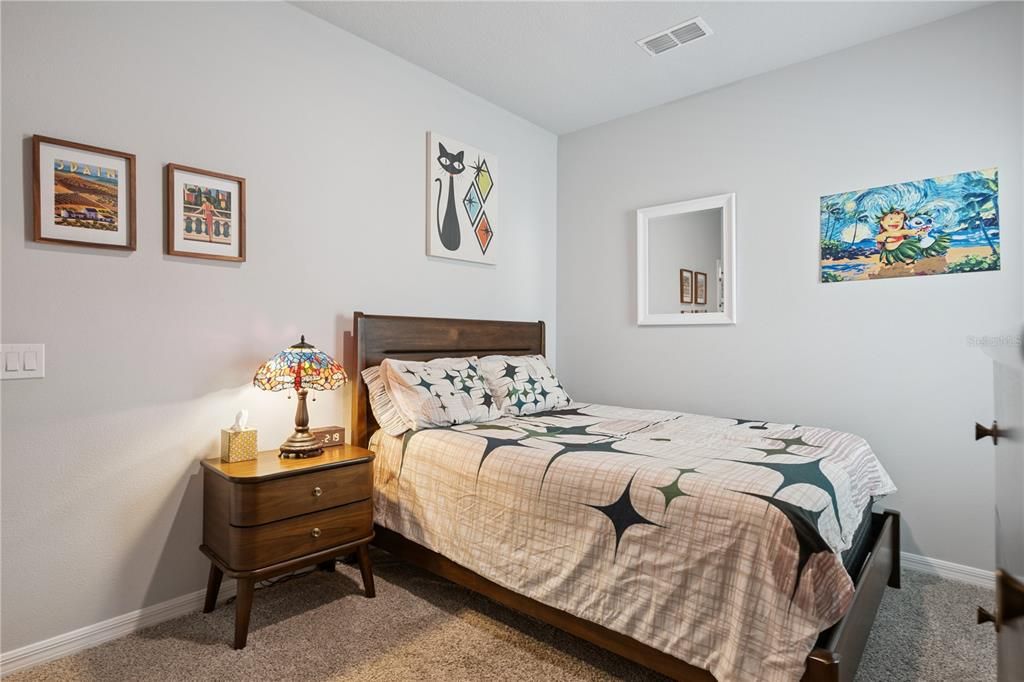 For Sale: $499,000 (5 beds, 3 baths, 2349 Square Feet)