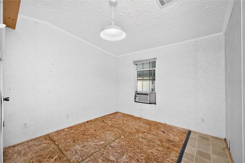 На продажу: $94,500 (2 спален, 2 ванн, 960 Квадратных фут)