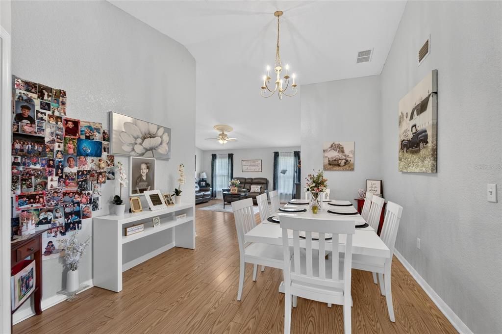 For Sale: $405,000 (4 beds, 2 baths, 1624 Square Feet)