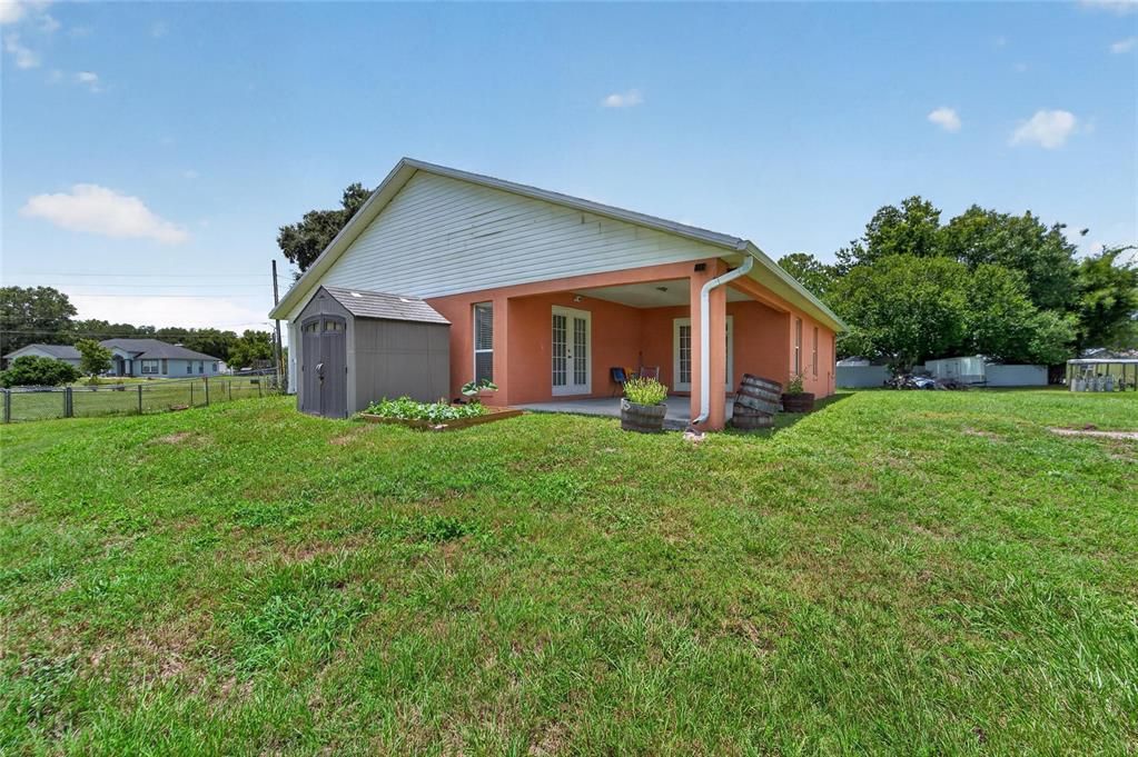 For Sale: $405,000 (4 beds, 2 baths, 1624 Square Feet)