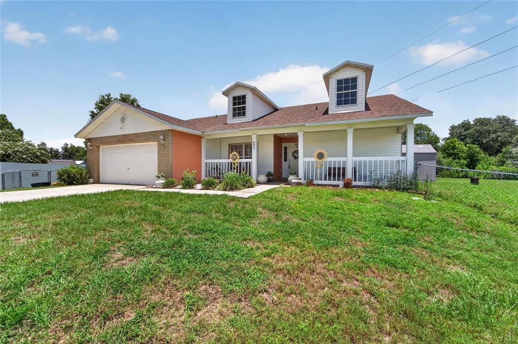 For Sale: $405,000 (4 beds, 2 baths, 1624 Square Feet)