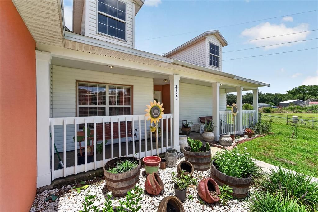 For Sale: $405,000 (4 beds, 2 baths, 1624 Square Feet)