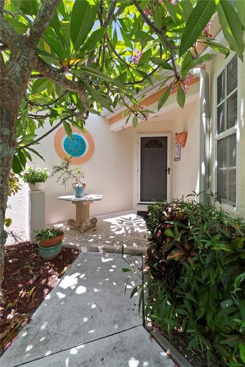For Rent: $2,900 (2 beds, 2 baths, 1436 Square Feet)