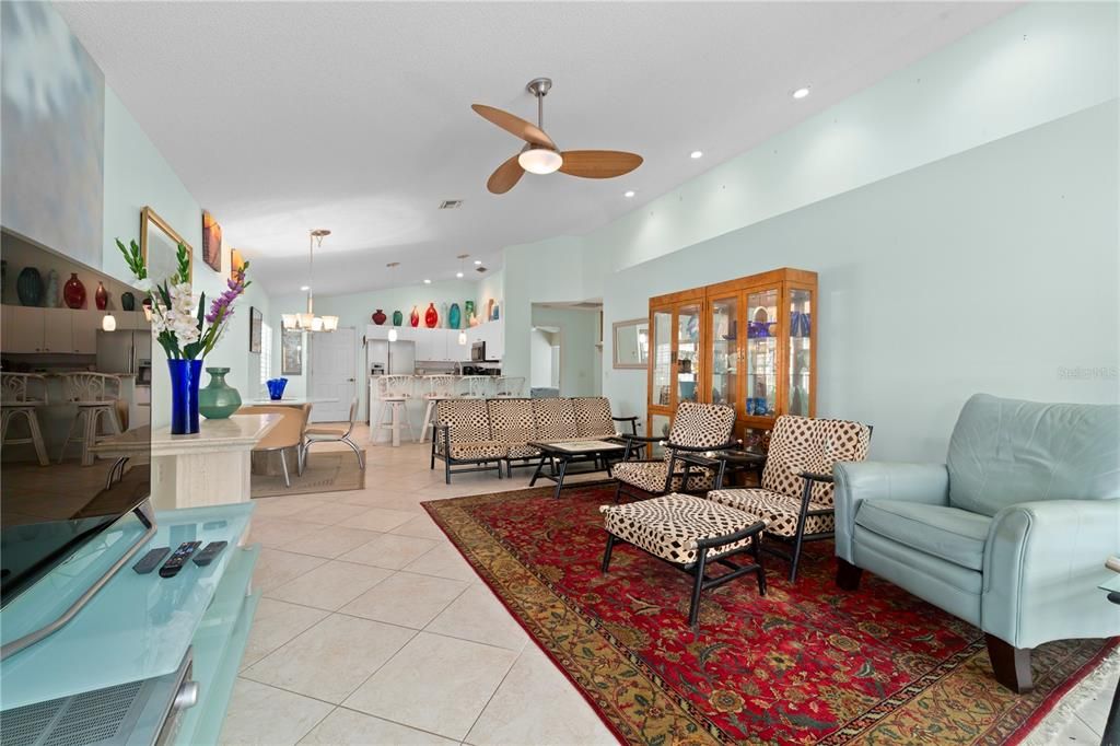 For Rent: $2,900 (2 beds, 2 baths, 1436 Square Feet)