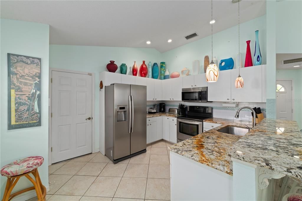 For Rent: $2,900 (2 beds, 2 baths, 1436 Square Feet)