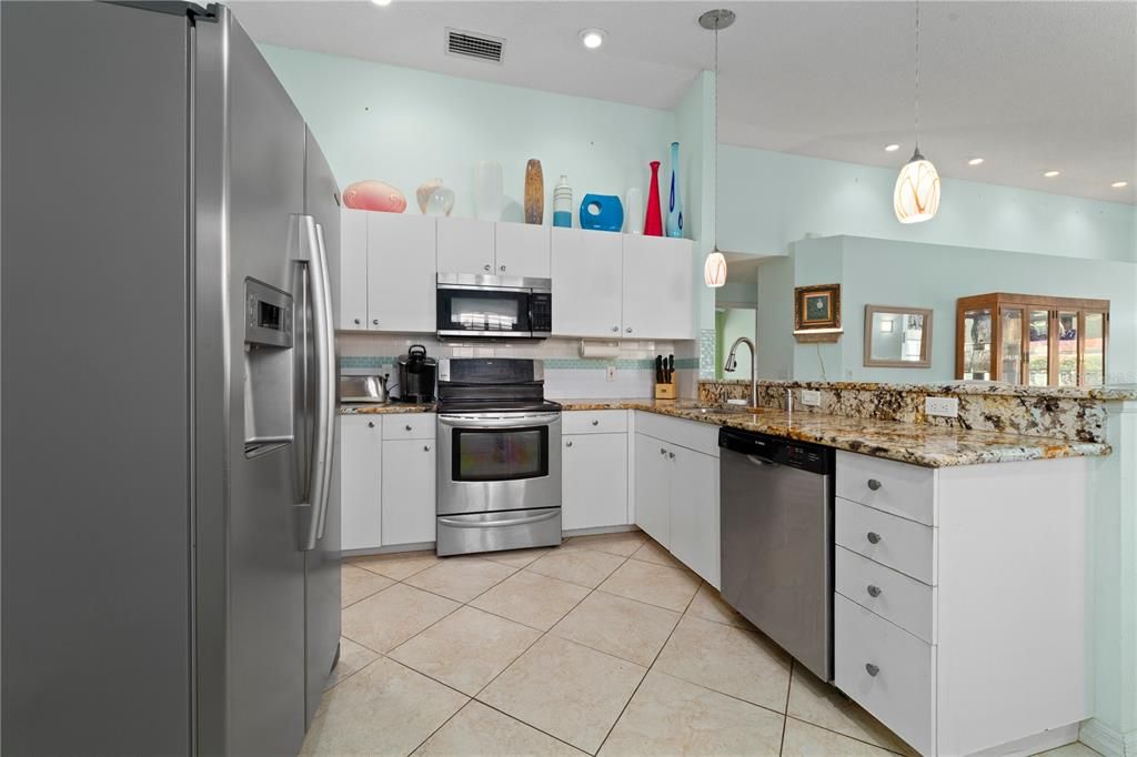 For Rent: $2,900 (2 beds, 2 baths, 1436 Square Feet)