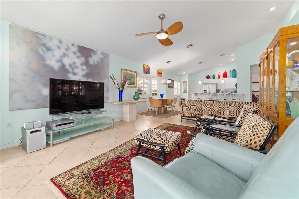 For Rent: $2,900 (2 beds, 2 baths, 1436 Square Feet)