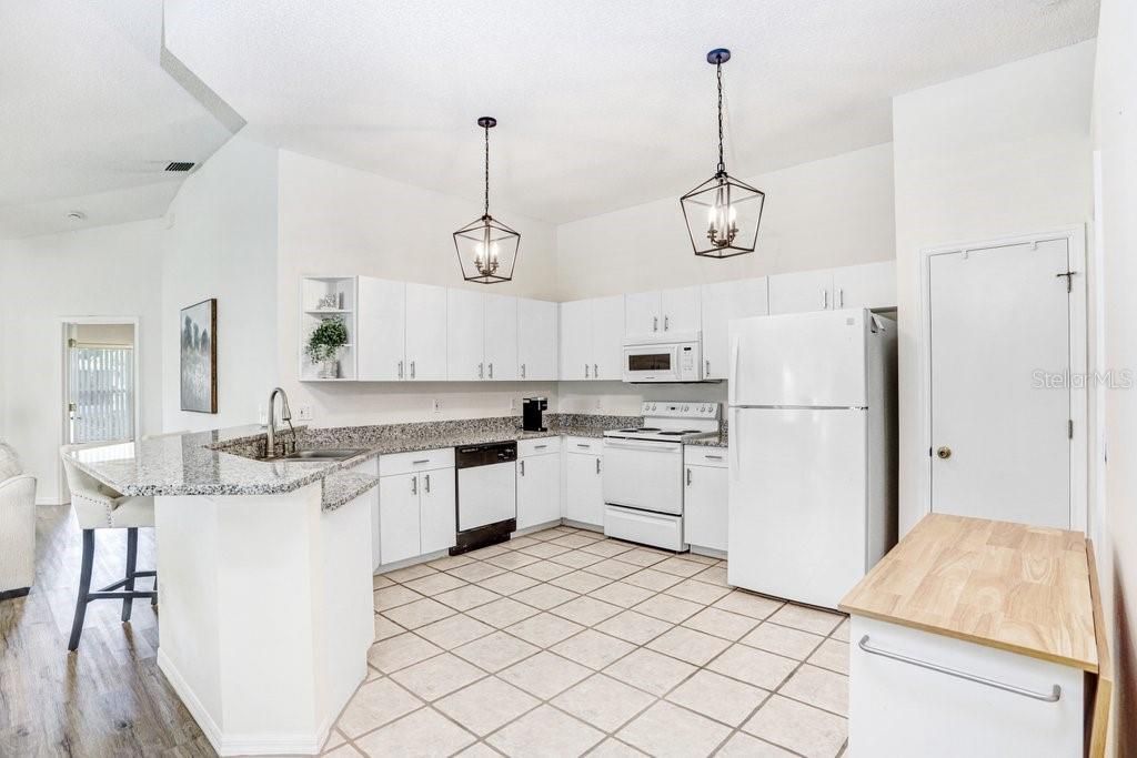 For Rent: $1,775 (2 beds, 2 baths, 1249 Square Feet)