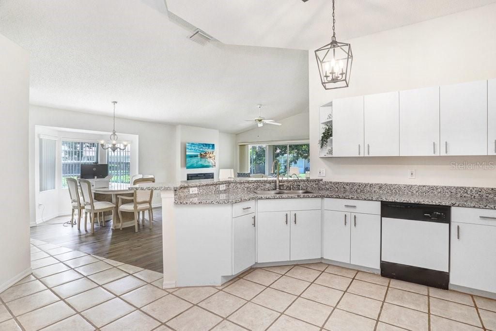 For Rent: $1,775 (2 beds, 2 baths, 1249 Square Feet)