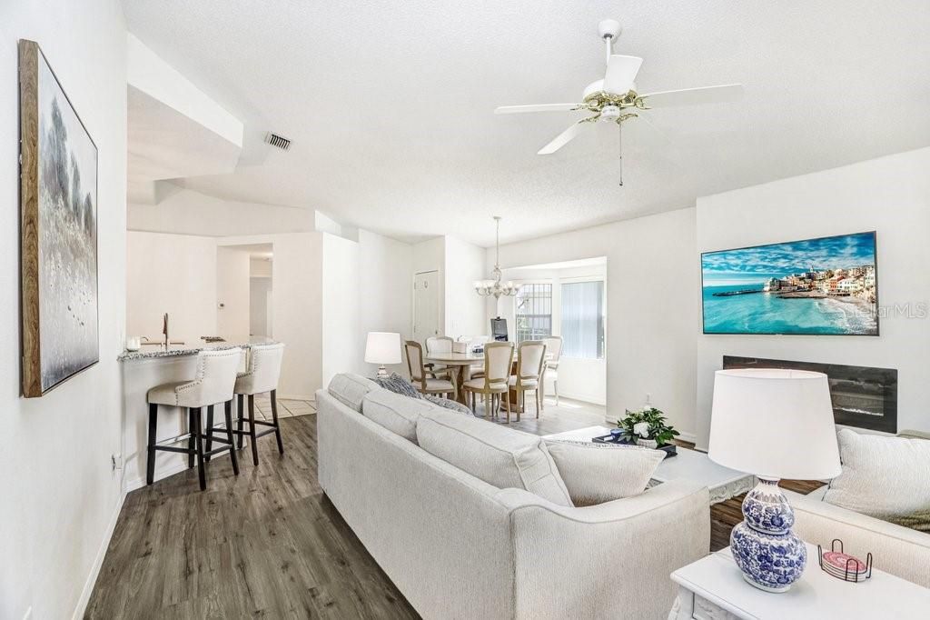 For Rent: $1,775 (2 beds, 2 baths, 1249 Square Feet)