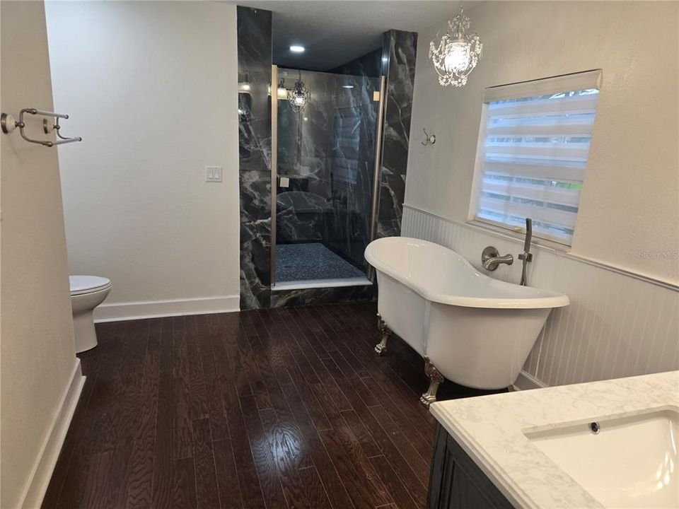 For Sale: $639,000 (3 beds, 3 baths, 1987 Square Feet)